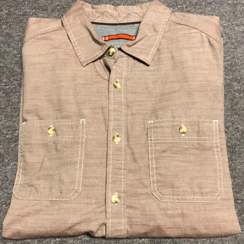 The North Face button down L